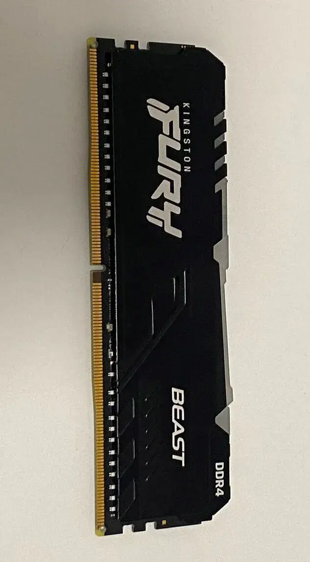 Pamäť Kingston FURY Beast 16GB DDR4 RGB 3600MHz CL17