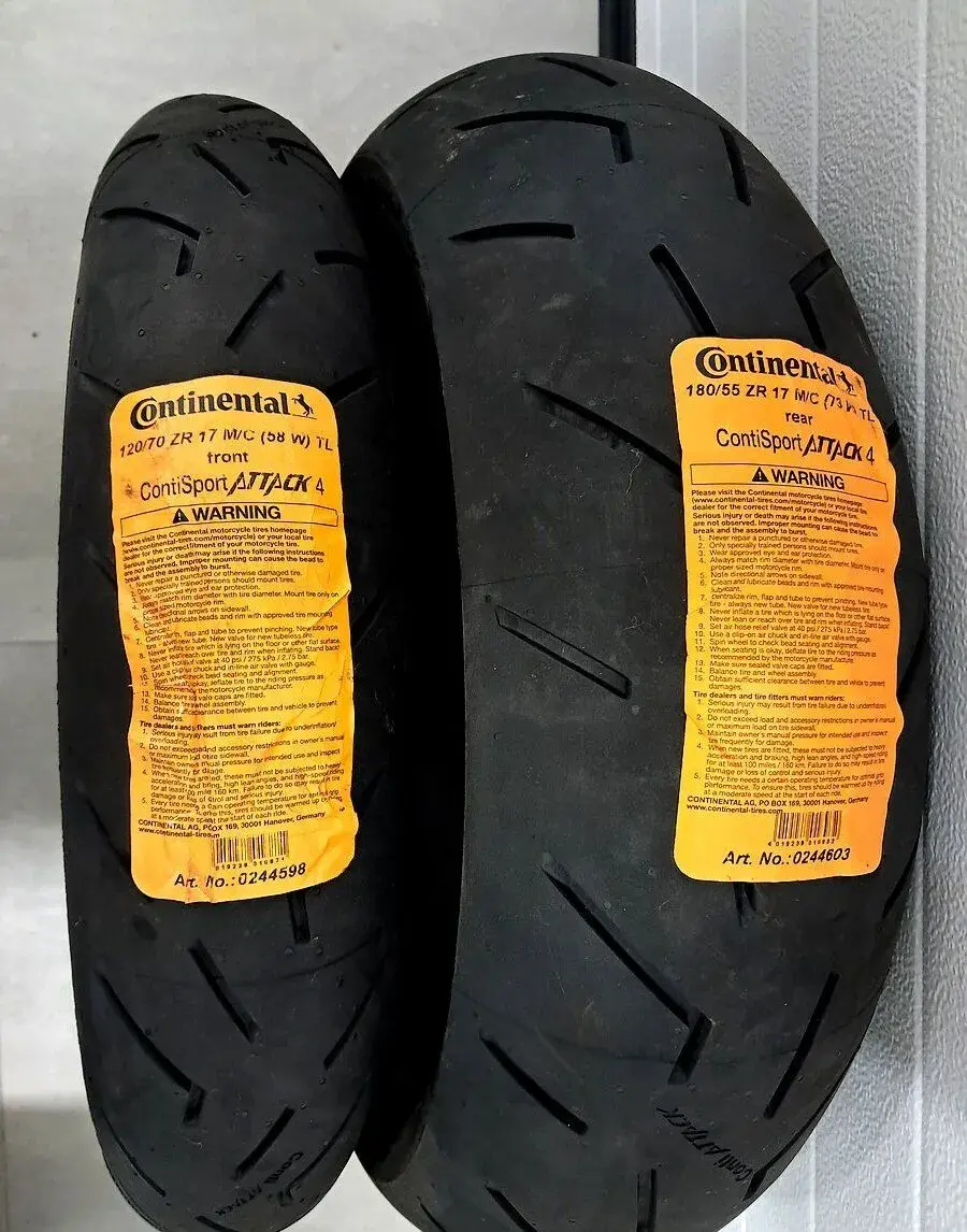 Continental ContiSportAttack 4 - 180/55 R17 + 120/70 R17