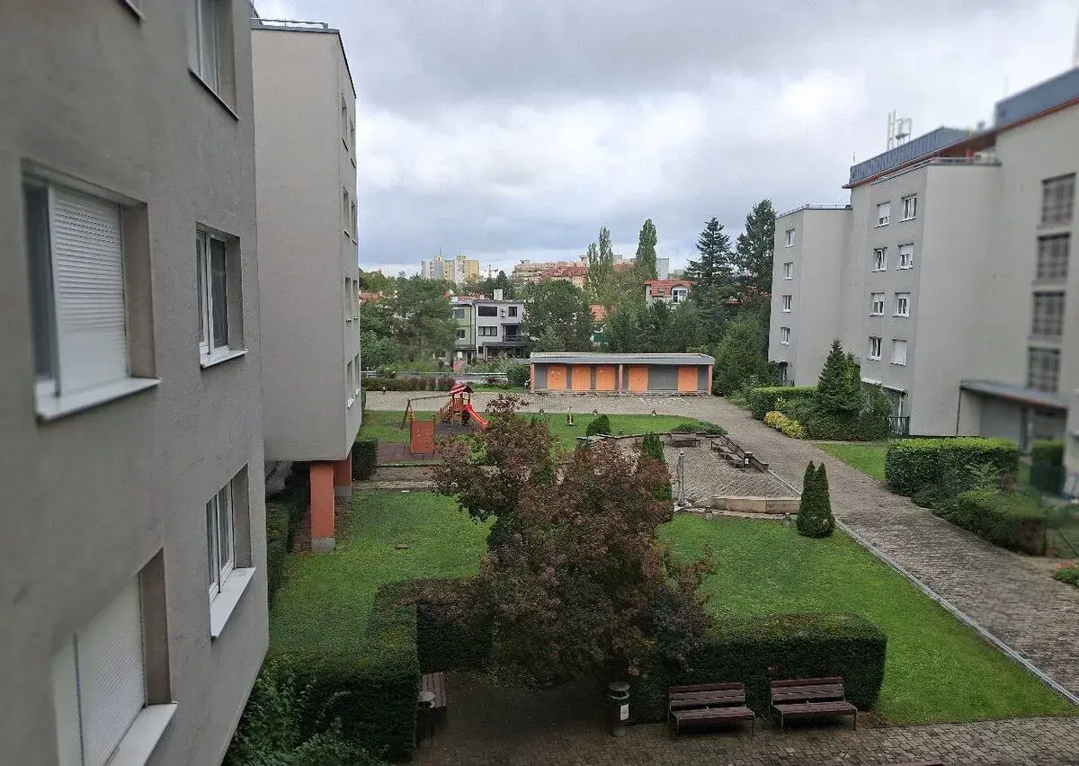 2 izbovy byt na prenájom v Dúbravke Bratislava