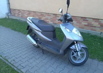 Honda Dylan 125