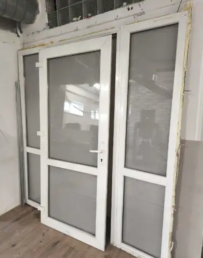 Plastové dvere celá zostava