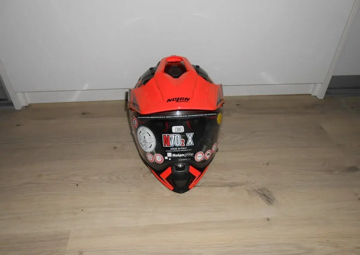 Novu moto prilbu znacky NOLAN N70 2X o velkosti XS na