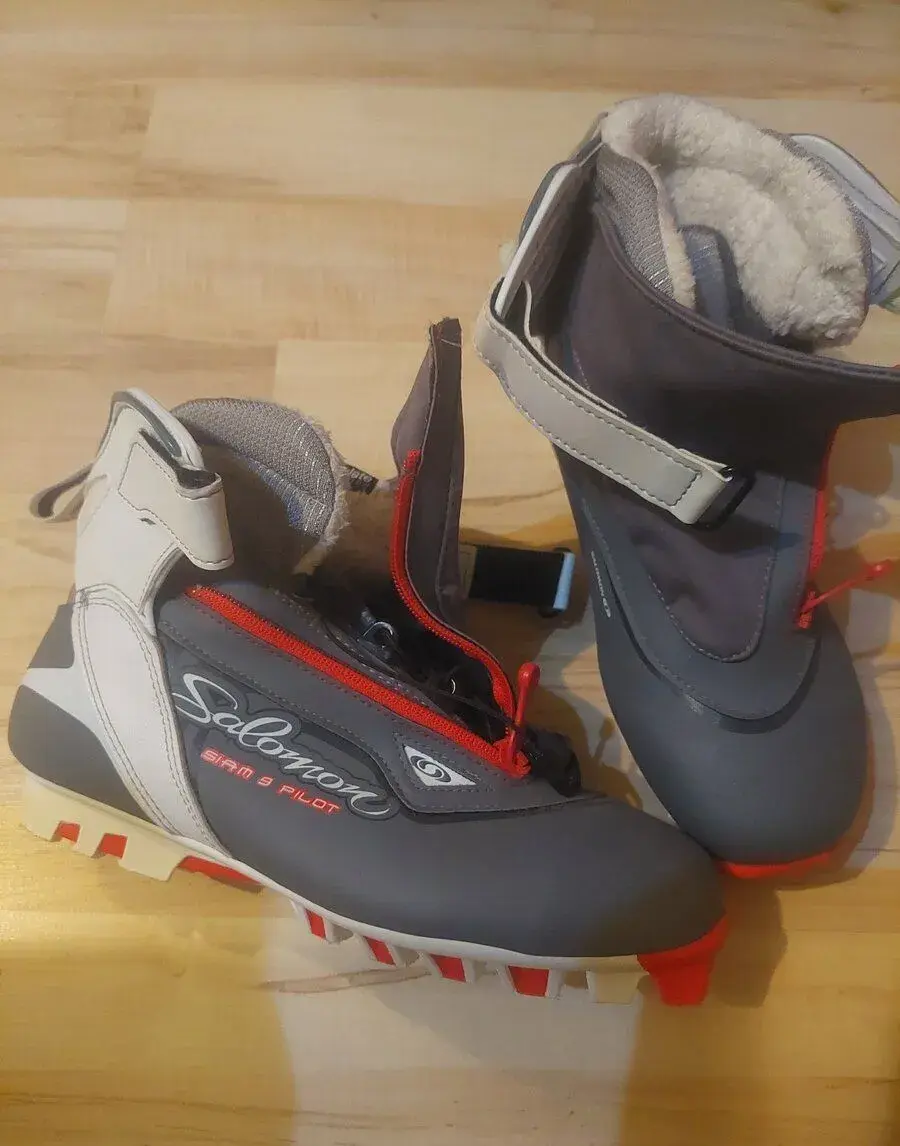 Salomon siam 9 pilot
