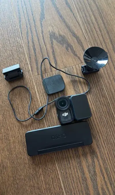 DJI Osmo Nano + bohaté príslušenstvo / kufrik / ND filtre