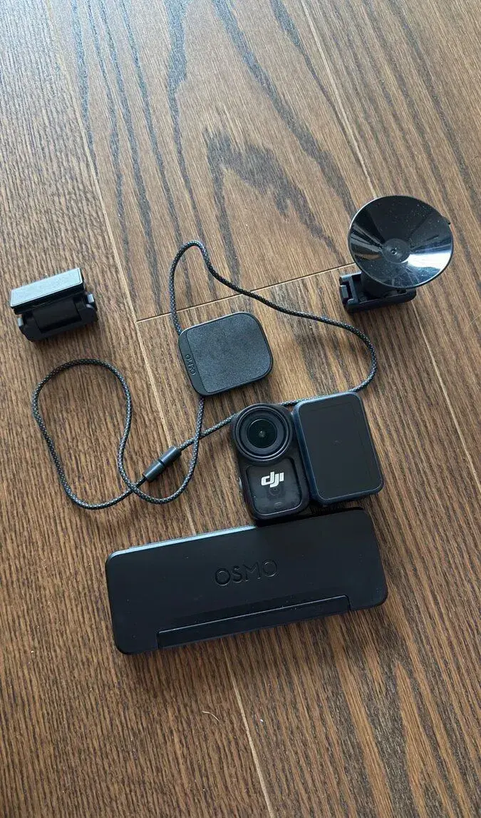 DJI Osmo Nano + bohaté príslušenstvo / kufrik / ND filtre