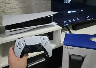 Sony Playstation 5 s mechanikou, 1 ovládač, JAILBREAK 825GB