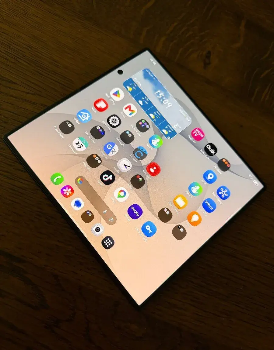Na predaj samsung fold 8 ultra