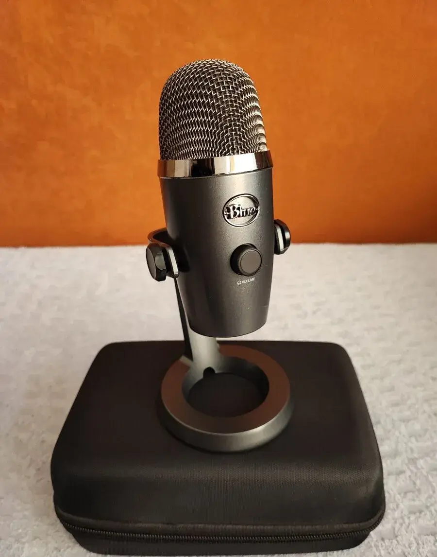 Mikrofón Blue Yeti Nano