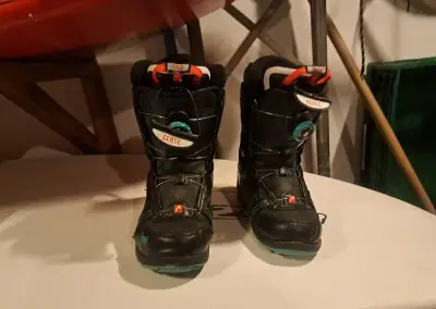 Snowboard topanky 39.5