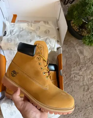 Timberland 44