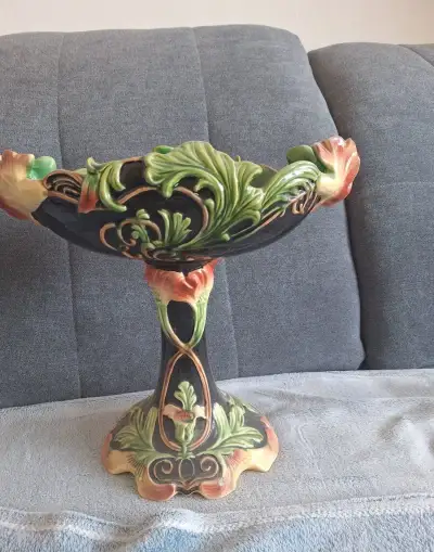 Porcelánový nástolec