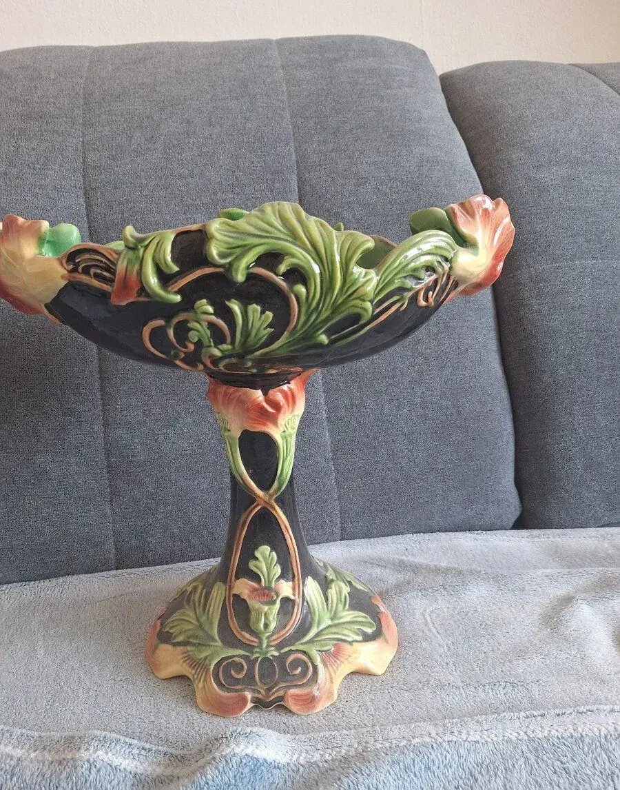 Porcelánový nástolec