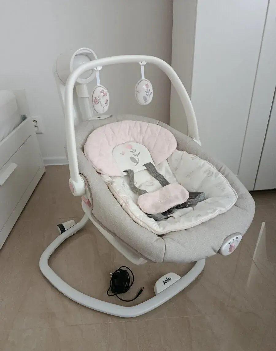 Multifunkčná elektrická hojdačka a ležadlo Joie Serina 2in1