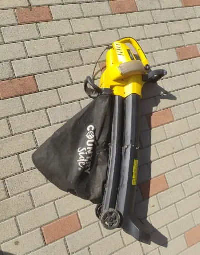 Vysávač lístia
