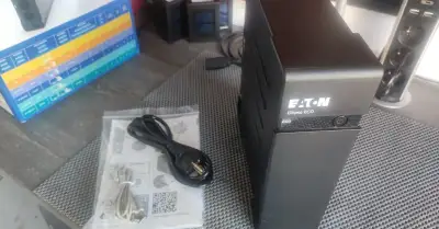 Záložný zdroj UPS Eaton Ellipse ECO 800 (500W)