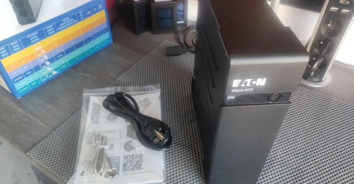Záložný zdroj UPS Eaton Ellipse ECO 800 (500W)