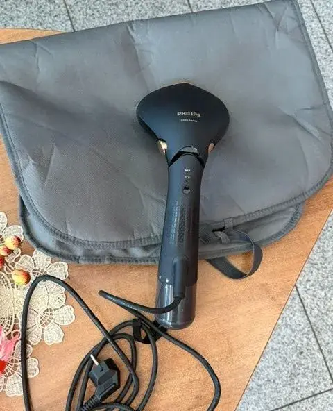 Naparovač odevov Philips 7000 Series STH7060/8