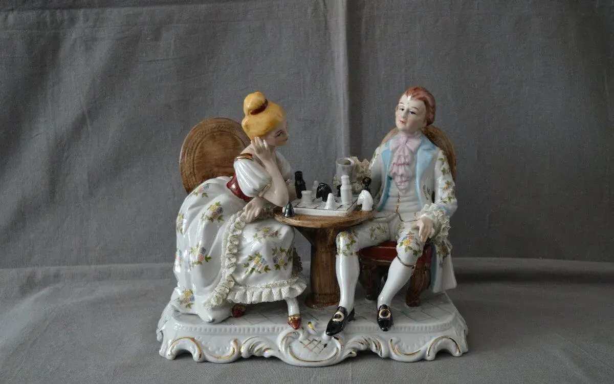 Porcelán Naples