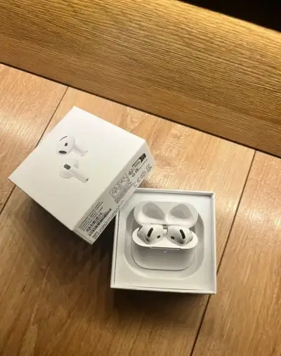 🎧 Apple AirPods 4 s ANC