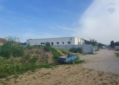 Investičný pozemok 1349 m² Vráble – Horný Ohaj