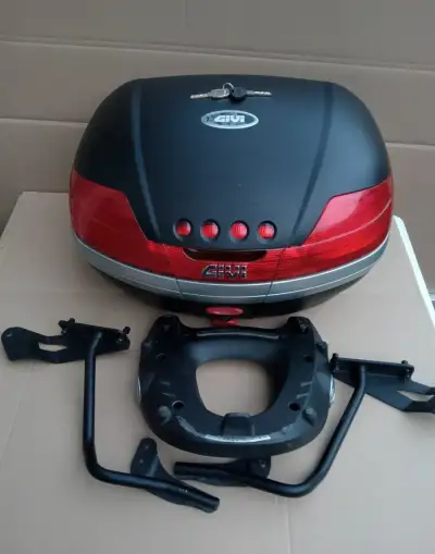 Moto kufor GIVI Monokey V46 - komplet