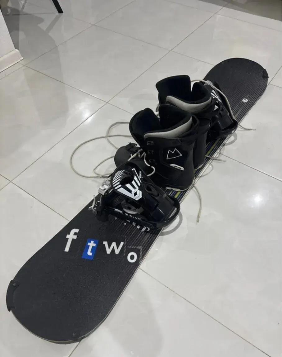 Snowboard