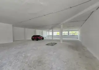 Sklad 410m2 Levice