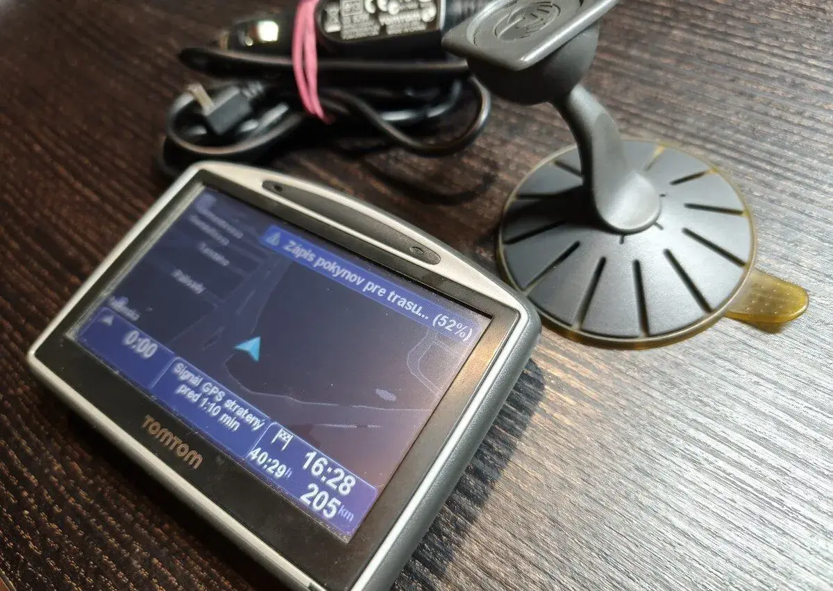 Navigácia TomTom GO 630