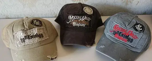 Šiltovky DENIM - univerzálne - nové