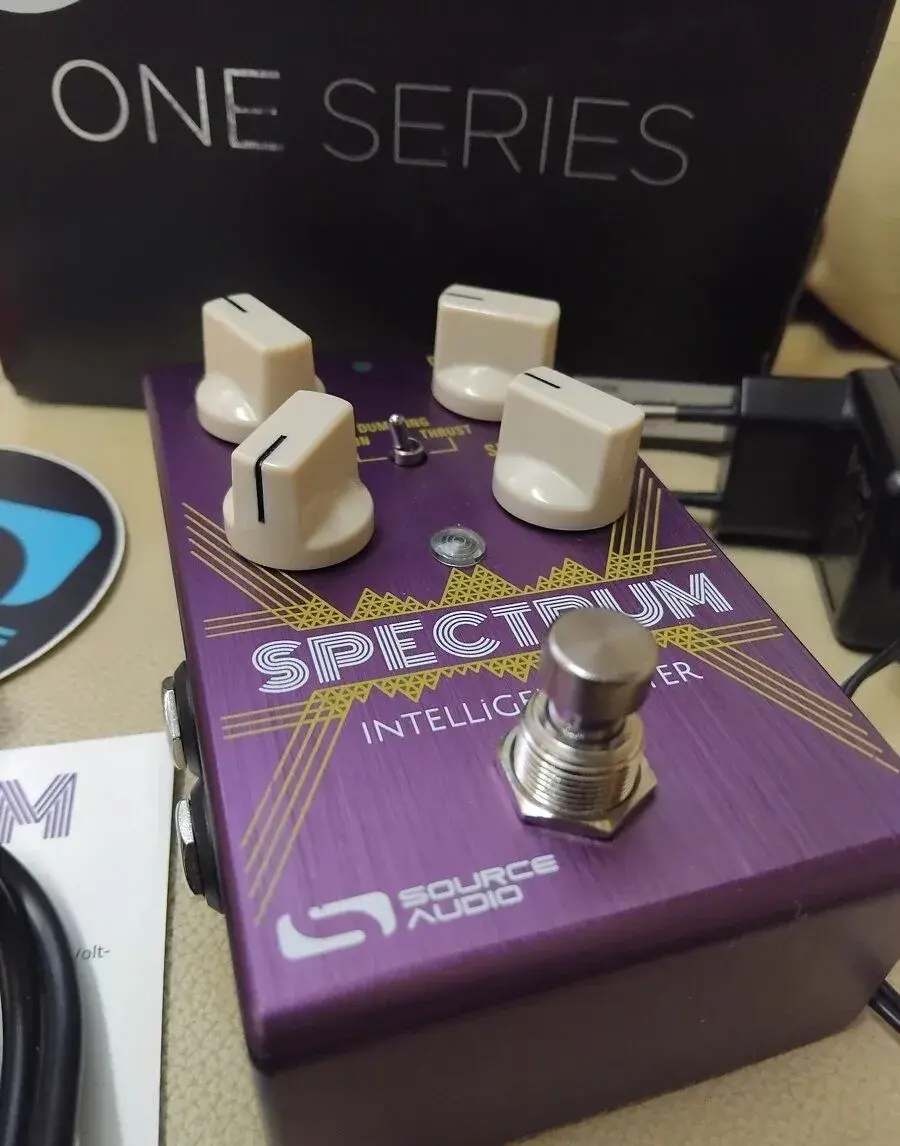 Source Audio Spectrum Intelligent Filter stereo Wah-Wah ped