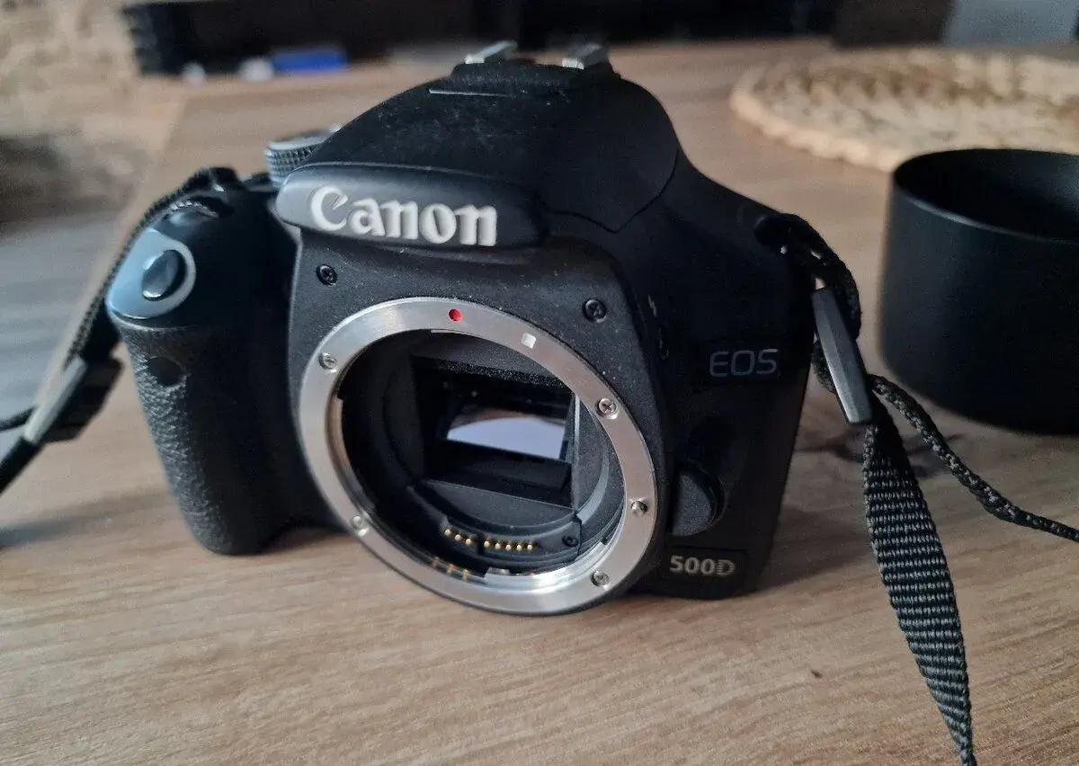 Canon 600D + komplet vybava (Top stav)