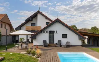 MODERNÝ 5-IZBOVÝ RD LAKŠÁRSKA NOVÁ VES • sauna, garáž, bazén
