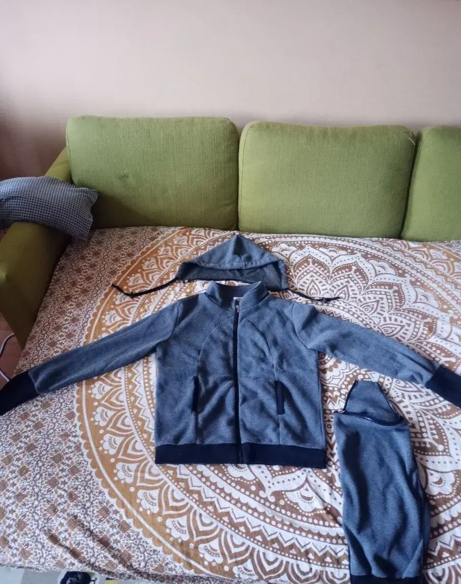 Mikina na nosenie dieťaťa