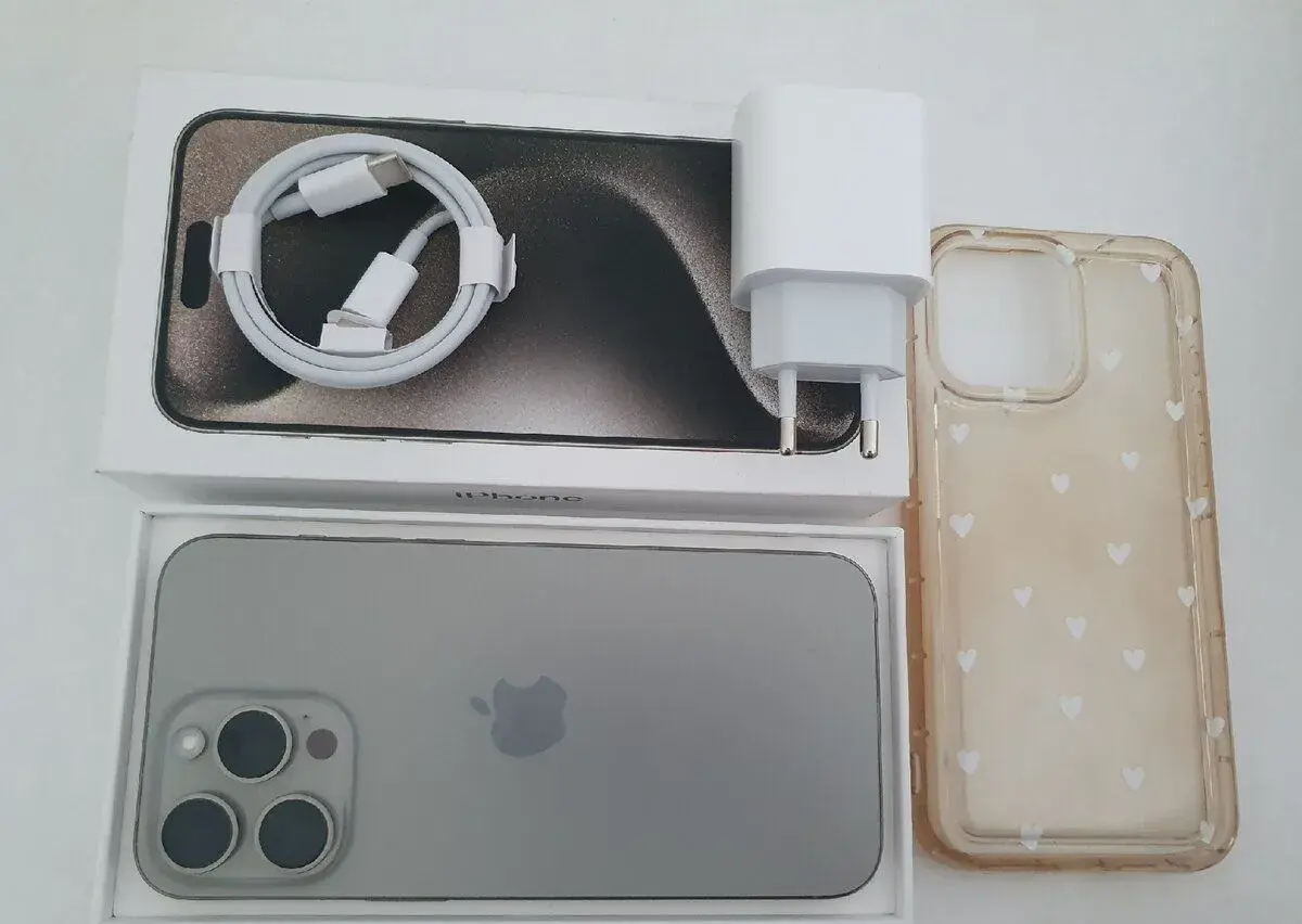 iPhone 15 PRO MAX 256GB 100% kapacita batérie