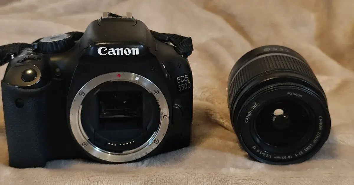 Canon EOS 550D + príslušenstvo