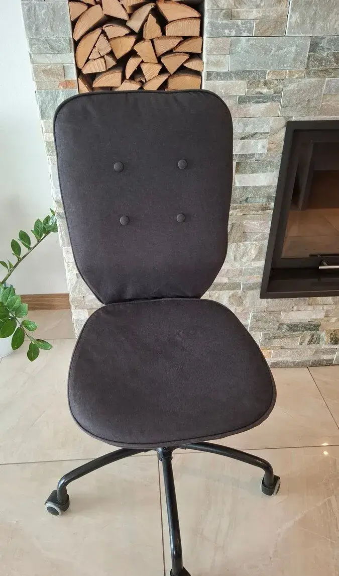 IKE otočná stolička