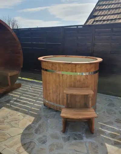 Ochladzovacia kaďa s plastovou vložkou