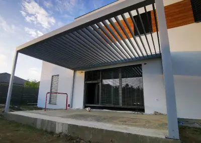 Bioklimaticka pergola, otváracia strecha,otočné lamely