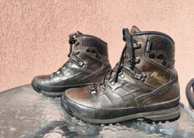 Turistická obuv Planika