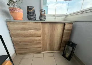 Modernú komodu v dekore dub Artisan