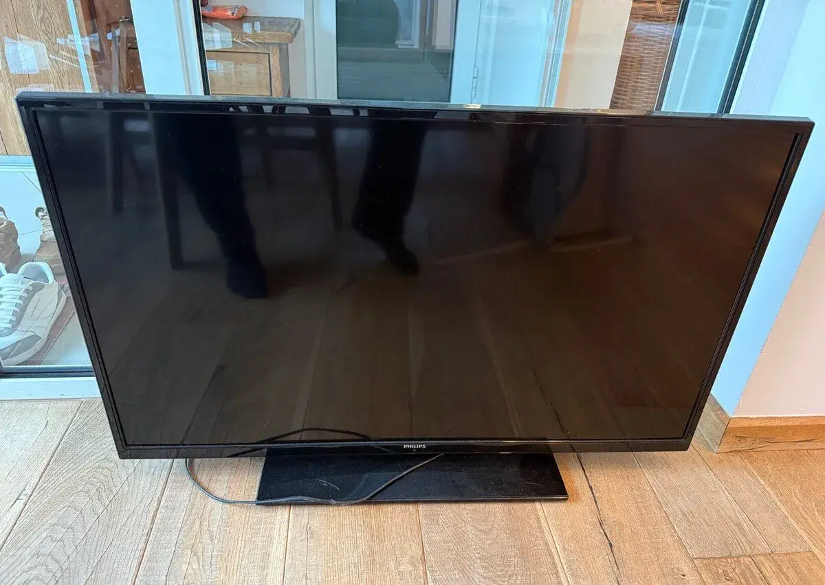 LED TV Philips - 39”, 99cm