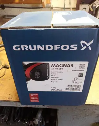 Grundfos MAGNA3 25-40-180