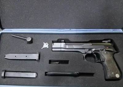 BERETTA 96 COMBAT