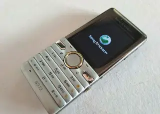 SONY ERICSSON S312 Veľmi zriedkavý model