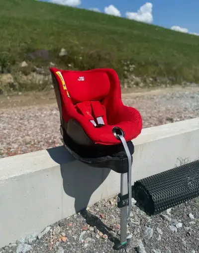 Britax römer dualfixM-i size