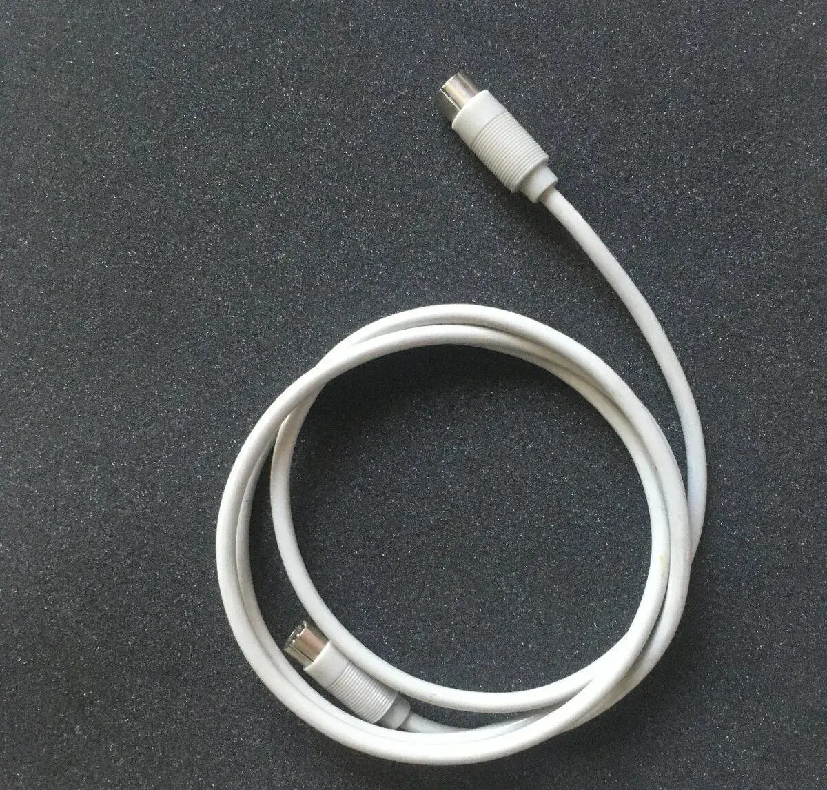 tesla kabel 5kolik 5din 5polovy