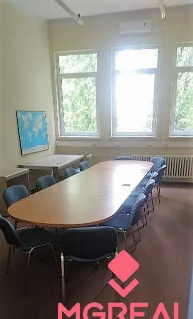 Kancelárske priestory, malé kancelárie 25m2, 27m2, Bojnická,