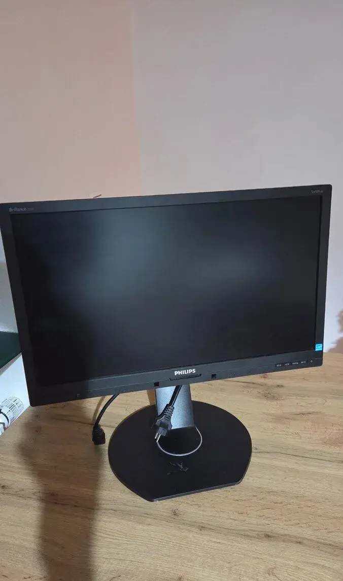 LCD Monitor Philips Brilliance 221P6 (221P6EPYEB/00)