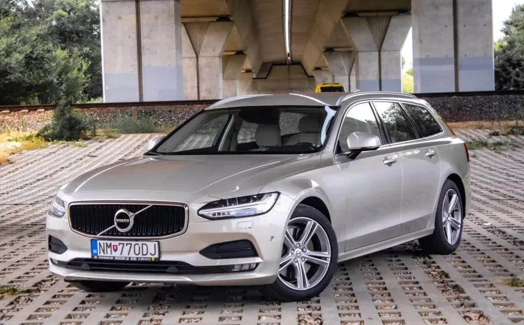 Volvo V90 – 2018, 100 km