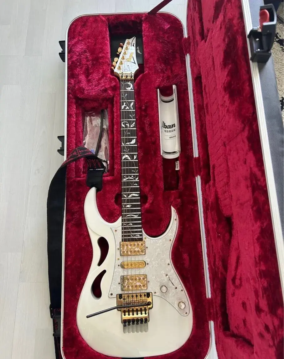 Ibanez PIA3761 Stallion White